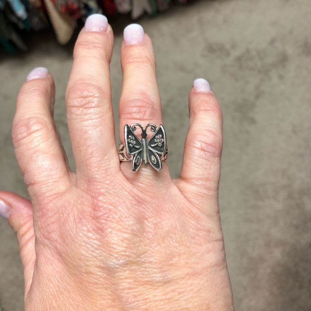 James Avery Mariposa ring